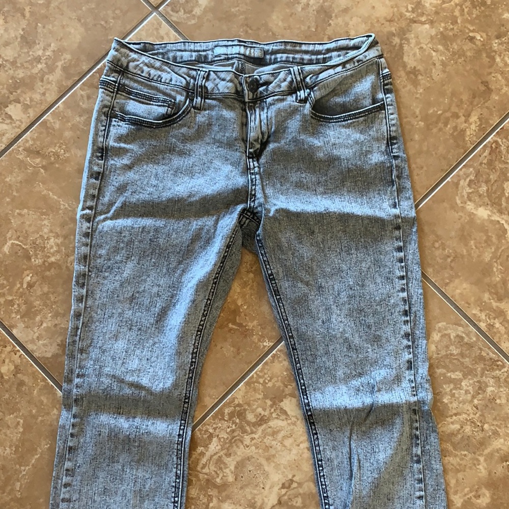 (11) size grey jeans- Vanilla Star brand